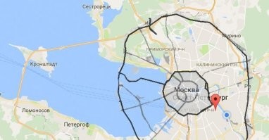 Карта Петербурга и контуры Москвы.