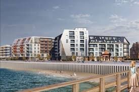 Ой! Таки я вас умоляю! Там планируют такое же уё..ще поновее сляпать. Вот, любуйтесь! Как глаза не вытекли? Ну вот и мы плачем кровавыми слезами, а сделать ничего не можем. Градостроительный совет утвердил.   Как там Лавров говорил... Вот так то....  А как пели-то!  Санаторий будем строить!!! А сейчас плакатик висит: "Аппарт отель. Покупка по тел...."  Скоро совсем к морю ходить не стану. И народу так что не протолкнуться и глаза кровоточат от строительных уродцев. А ведь есть у нас в городе и новые красивые здания.