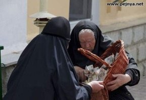 ну в принципе, другого ответа я и не ожидал. уровень интеллекта на уровне богомолов.
кстати, а вы зубы в церкви лечите?