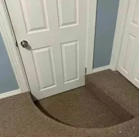 разве дверь не проще отпилить ?
или "мы не ищем лёгких путей"