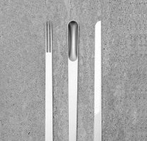 1. надо заставить дезигнера поесть такими приборами.
2. вопрос золы и сажи от такой табуретки как решается?
3. волной перевернуло - захлебнулся нахер