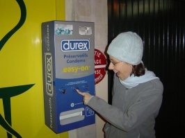 Крутые торговые автоматы из разных стран, при виде которых рука так и тянется к кошельку