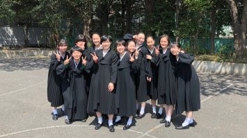 Вот тебе "....девчачья форма.." .
Любуйся :