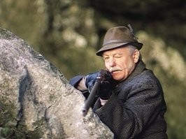 Этого английского мужика все знают! Он хотел нашего Холмса застрелить!