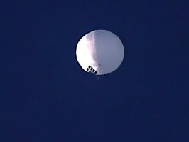 "Явление произошло из-за образования в атмосфере зоны свечения, так называемой зоны хемилюминесценции" да, да, да! Мы в курсе.