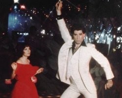 С его фильма "Saturday Night Fever" в 1977 началась мода на танец диско во всем мире. Можно сказать, что Травольта - папа диско.