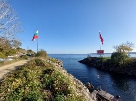 А вот и самая восточная точка между Болгарии и Турции.