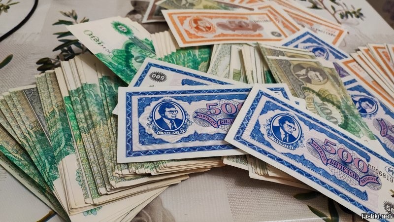 Не знаю как вы, я вот в МММ вложился, богатею прям на глазах. Рекомендую . Работает)))