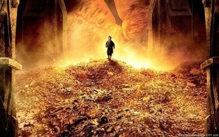 Два триллиона у Соломона? С дуба рухнули? В нищей стране, размером с носовой платок и такие деньги....   "Согласно еврейской Библии, он славился своей мудростью и богатством" - а согласно Толкиенену самым богатым был Торин, сын Трайна, внук Трора из рода Дуринов. Там золота были тысячи тонн....
