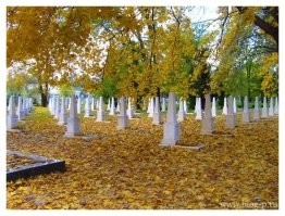 ну да, сравнивать военные кладбища США и могилами блатника 90х это конечно то самое..