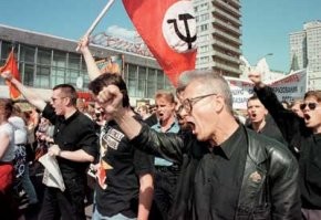 "Это он - Эдичка". Эдуард Лимонов и его пророчества из прошлого для всех нас