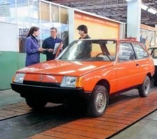 Ночная "Восьмерка" идеальный аппарат для знакомства с девчонками в темное время суток!