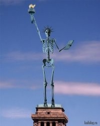 Где на самом деле должна была стоять статуя Свободы