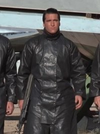 Пора Алеку звать своего брата Дениэла на помощь