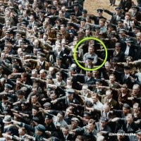 Чиновника, который слушал Путина с лапшой на ушах, обвиняют в дискредитации Вооруженных сил РФ