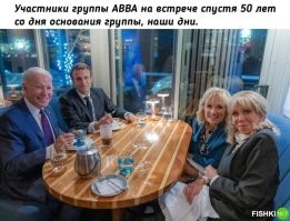 Вот только не надо оскорблять отличных певцов, сравнивая их с этим дерьмом