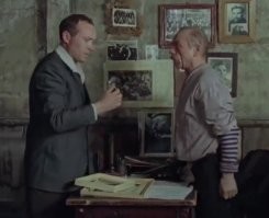 Спасибо, постараюсь подучить.
Но диалог всё-таки из "Холодного лета...", про машинку для стрижки.