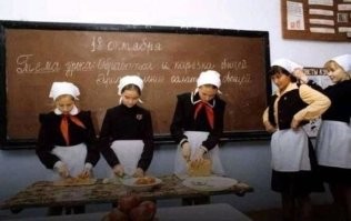 У нас уроки труда для девочек другие были. А мы дегустировали
