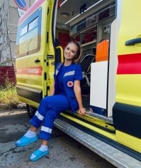 обувь с закрытым носком должна быть.