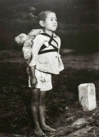 Эта фотка и её история душераздирающая. Так закалялись настоящие люди. 
А не так как наша сегодняшняя шалпайская молодёжь.