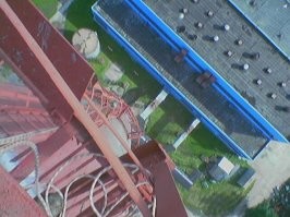 Кстати меня давно уже не угощают почему то,обидно даже 
Только мелких смотрю угощают..
