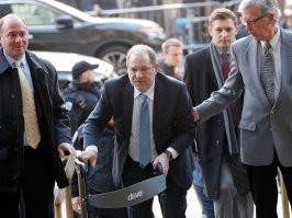 То ли дело - в странах развитой свободы и демократии. Там просто так никогда не посадят 70-летнего пенсионера по мутным обвинениям 20-летней давности