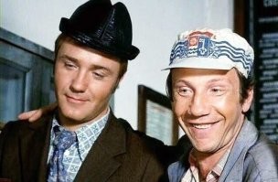 ИванИванычИванофф с утра хоит бес штанофф!