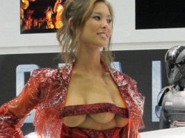 Типичный автослесарь, или убойные кадры из российских СТО