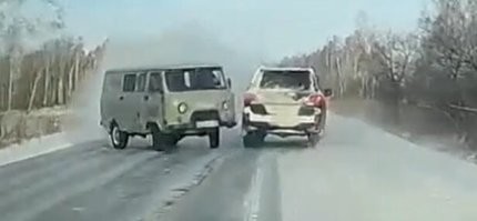 Передний - везунчик!