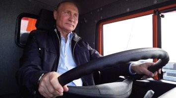 "Вова! Помеха справа!": женская истерика VS абсолютная невозмутимость водителя