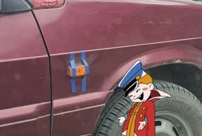 Здесь то, что не так? Синяя ж изолента, на века!!!