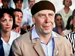 Красотки 70-х, 80-х и 90-х, которые стали эталонами сексуальности своего времени