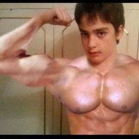 Мышцы мальчика из Германии растут без остановки. Всё дело в редчайшей генетической мутации