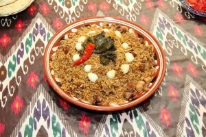 Узбекский плов - это действительно отдельное слово в кулинарии. Снимок сделал в ферганской чайхане.