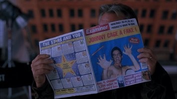 Да потому что Джонни Кейдж - это фальшивка!