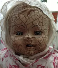 Дедушка или бабушка Чаки.