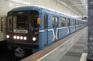Блин, а где мои самые любимые, синие, с черной "облицовкой" и шестью фарами? Мне кажется они до сих пор круто смотрятся.