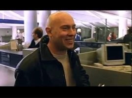Срочно! Срочно в номер! Дети в школе толкаются и дергают за галстуки!
Были слухи дрались портфелями!
Поднять всех: МВД/ФСБ/прокуратуру/суды!
Заставить всех извиняться!(и перед бородатым тоже - ну это тот, певец ротОм).