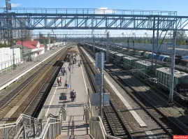 Волхов-150км., Тихвин-220км. Не вижу ануса.....