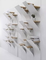 Все полки могут быть, а такую дизайнер пусть оставит себе. Можно остаться и без глаз, без ушей, с порезанной мордой, а то и вовсе с перерезанным горлом.