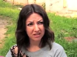 В Питере толпа агрессивных подростков накинулась на охранников торгового центра