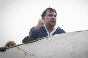 Наркоман убегает по крыше... Это уже было...