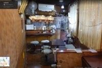 Немного дополню: Это старая кофейня расположенная на пересечении улиц Негиши Комаэ в Токио....




На самом деле оно немного шире с противоположной от места с'емки стороны))))