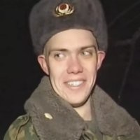 Экскаваторщик вытащил пса из ямы на стройплощадке