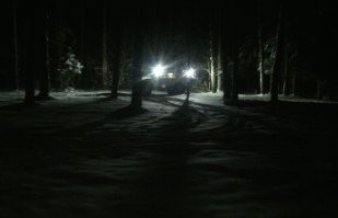 Это я о методах противодействия таким уродам. 

У меня весь свет, исключительно не для дорог общего пользования. 

На последней фотке, для сравнения, штатный ближний свет. :)