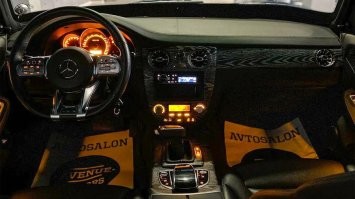 kolesa (.)kz / content/news/v-uzbekistane-prodayut-vaz-2107-s-salonom-ot-chevy-i-mercedes-benz/