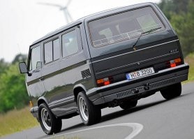 Вот лучший Porsche с вертикальной задней дверью. 8,3 с до сотни.