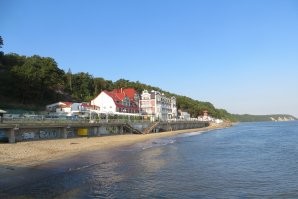 это ж Светлогорск) но щас пляж намного Уже стал. и народу поменее)
