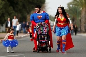 Без фото вот этой парочки идиотов ( ну что поделать, не повезло детям с родителями) было бы вообще шикарно.