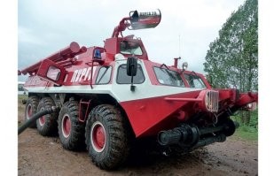 Пожарный БТР на пневмоколесном и рельсовом ходу ГАЗ-59402 «Пурга»

 Для ликвидации лесных пожаров, пожаров в труднодоступных районах и на объектах железной дороги на базе БТР-80 создан специальный транспорт на комбинированном колесно-рельсовом ходу. По рельсам он может ехать со скоростью 50, по шоссе   80 км/ч. Емкость бака с пенообразующим средством   1000 л.